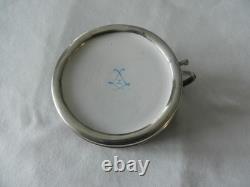 Ancienne tasse en porcelaine bleu de SEVRES monture argent massif