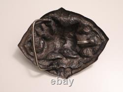 Ancienne très belle Boucle en argent massif Asie Sud-Est Hanuman chevauchant XIX