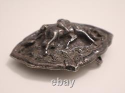 Ancienne très belle Boucle en argent massif Asie Sud-Est Hanuman chevauchant XIX