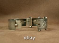 BEL IMPORTANT BRACELET ANCIEN MANCHETTE RIGIDE EN ARGENT MASSIF XIXe