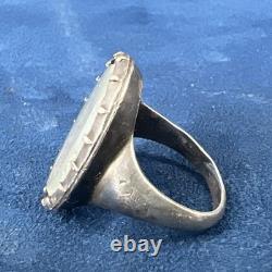 Bague ancienne argent portrait miniature style Persan sur substrat naturel os