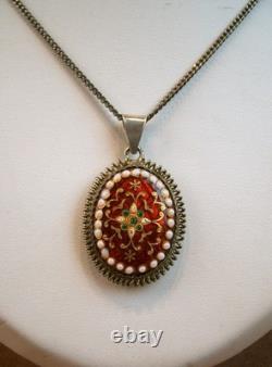 Bel ancien pendentif en argent massif et émaux bressans fond rouge