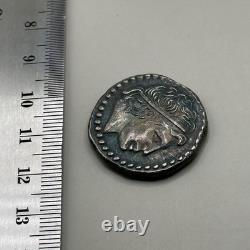 Belle Pièce Ancienne Romaine Grecque En Argent Massif En Bon Etat