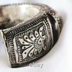 Bracelet Bédouin Ancien Argent Massif À Grelots Kévin Oman 71g Vers 1900