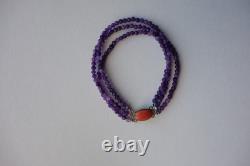 Bracelet ancien en Améthyste, corail et argent