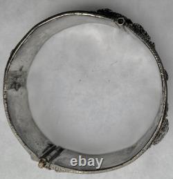 Bracelet ancien en argent a charnière ethnique, Berbère, Kabyle