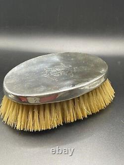 Brosse à vêtements ancienne en argent massif ovale, monogrammée, excellent