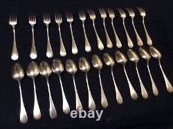 Couverts anciens russes en argent 84 Coffret de 12 fourchettes + 12 cuillères