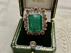 Énorme Emeraude Veritable, Corail, Argent, Createur Imposante Bague Ancienne