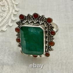 Énorme Emeraude Veritable, Corail, Argent, Createur Imposante Bague Ancienne