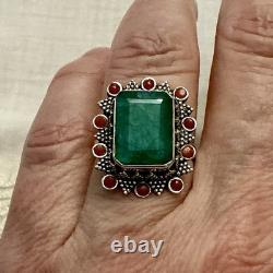 Énorme Emeraude Veritable, Corail, Argent, Createur Imposante Bague Ancienne