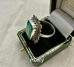 Énorme Emeraude Veritable, Corail, Argent, Createur Imposante Bague Ancienne