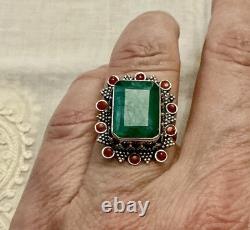 Énorme Emeraude Veritable, Corail, Argent, Createur Imposante Bague Ancienne