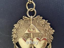 Franc Maçonnerie. Insigne. Décoration. Ancien pendentif en argent massif. Cours