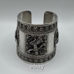 Grand bracelet Manchette Ancien Indochine Argent Massif