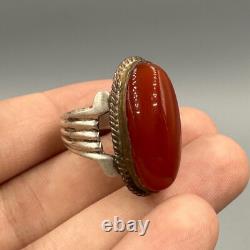 Grande belle bague ancienne romaine en argent massif et pierre d'agate Grande belle bague ancienne romaine en argent massif et pierre d'agate