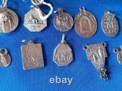 Lot De 32 Medailles Religieuses Anciennes En Argent Massif N°8