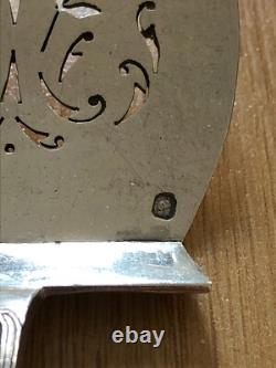 MAGNIFIQUE ancienne PELLE SAUPOUDREUSE CUILLERE en ARGENT MASSIF Veuve COMPERE MAGNIFIQUE ancienne PELLE SAUPOUDREUSE CUILLERE en ARGENT MASSIF Veuve COMPERE