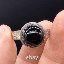 Magnifique et belle bague légionnaire romaine ancienne unique en argent massif