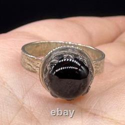 Magnifique et belle bague légionnaire romaine ancienne unique en argent massif
