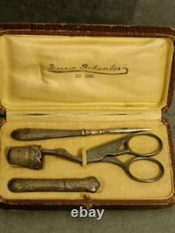 Nécessaire de Couture en Argent Massif avec écrin Ancien