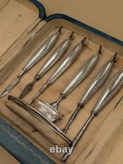 Nécessaire de couture ancien en argent massif coffret d'origine fin XIXe