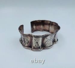 Obracelet Ancien Argent Massif Poincon Tete Minerve Grave Fleur 17 Grammes W1112