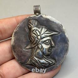 Pendentif ancien grec romain en argent massif avec image roi