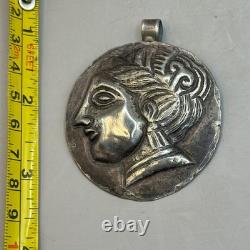 Pendentif ancien grec romain en argent massif avec image roi