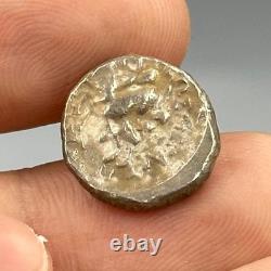 Pièce de monnaie en argent massif ancien roi romain avec capuchon 2000+ ans
