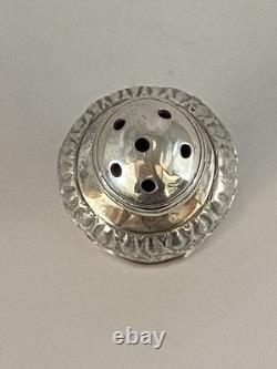 Rare et très ancienne salière en argent massif Aigle bicéphale