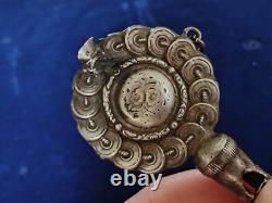 Sifflet Ancien En Argent Massif