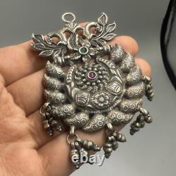 Véritable grand pendentif romain ancien en argent massif magnifique avec grav